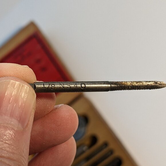 Greenfield Tap & Die Tool Set A-1 Little Giant Screw Plate Wood Box - INCOMPLETE - Picture 13 of 15